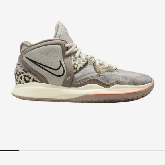 Nike - Picture 1 of 13